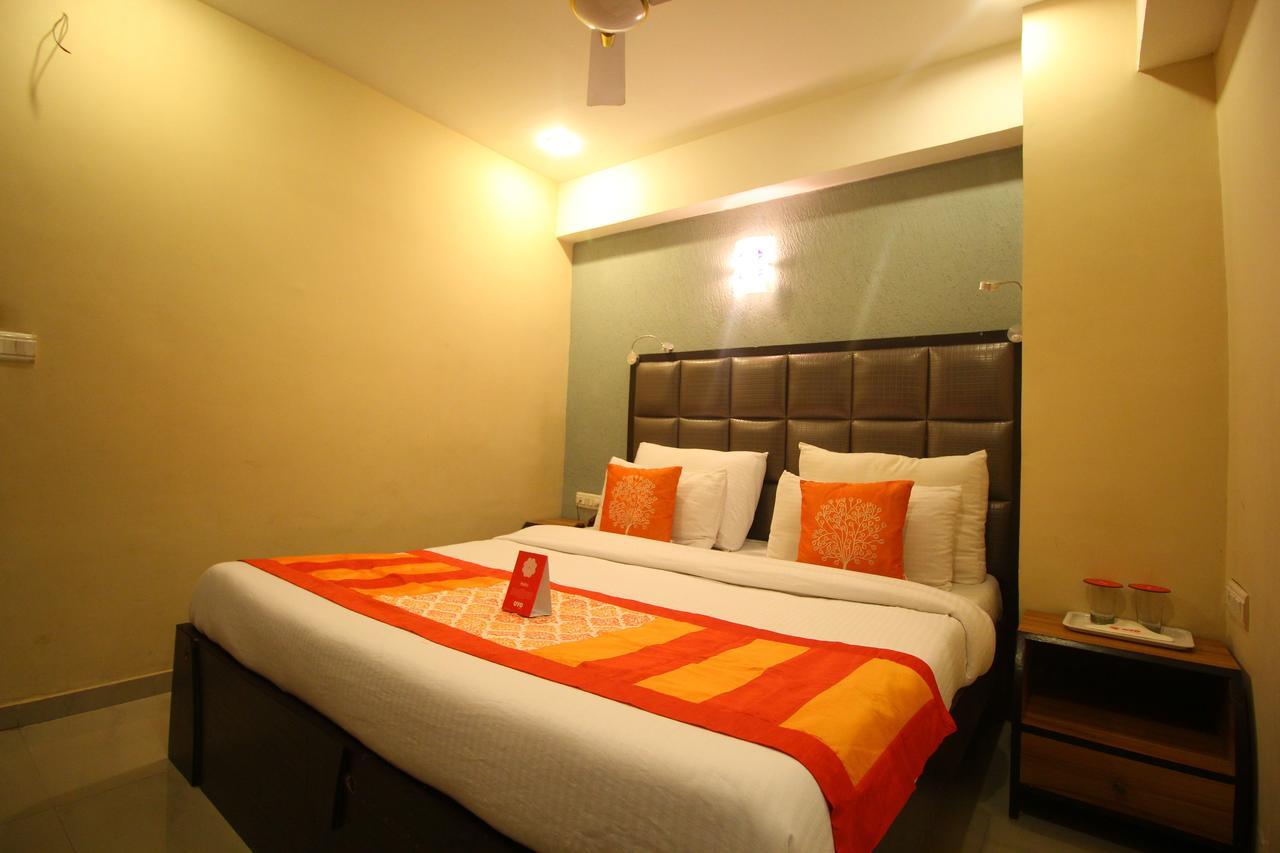 Oyo 8786 Hotel Maan Residency Ahmedabad Exterior foto